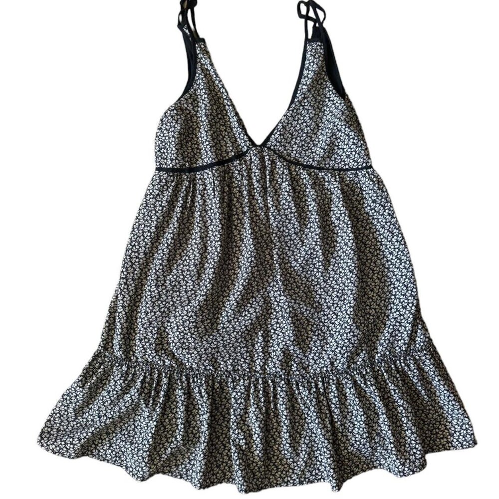 Lucca Floral Print Black and White Swing Baby Doll Ruffle Hem Mini Dress V-Neck